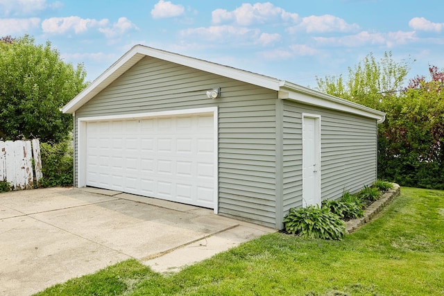 3573 S 94th St, Milwaukee, WI 53228 - view of detached garage