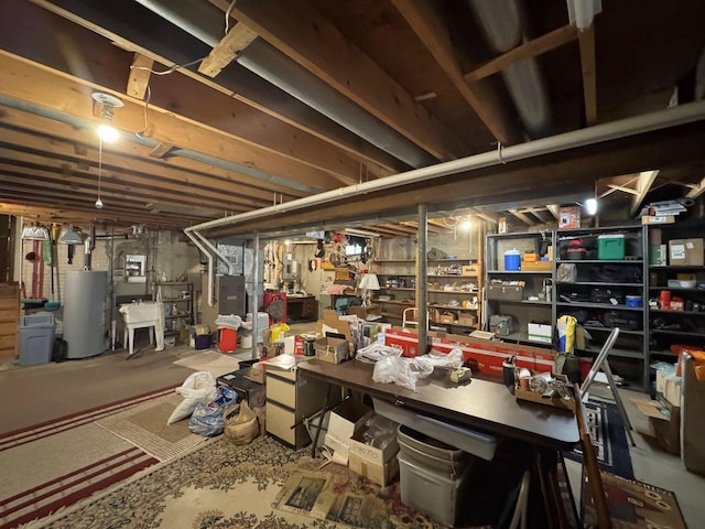 137 24th Ave, Monroe, WI 53566 - unfinished below grade area featuring gas water heater