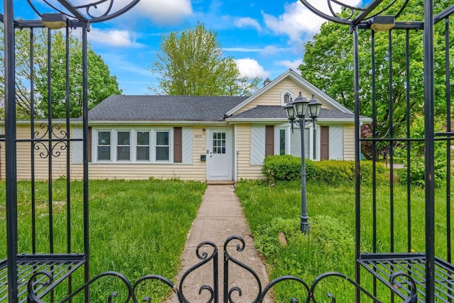 603 Spring St, Lake Geneva, WI 53147 - ranch-style house featuring roof with shingles