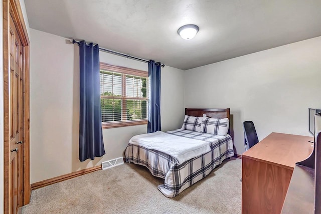 3251 Bower Creek Rd, De Pere, WI 54115 - bedroom featuring light colored carpet, baseboards, and an office area