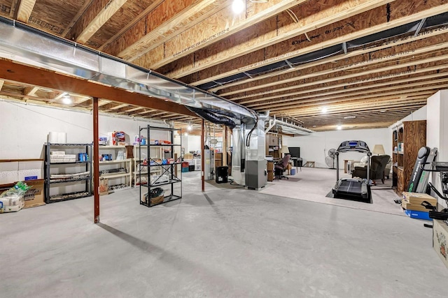 3611 Glen Kent Ct, Green Bay, WI 54313 - unfinished basement featuring heating unit