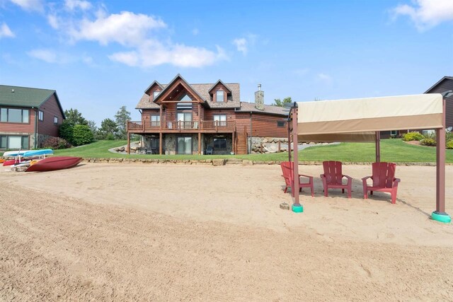 N8092 15th Ave, New Lisbon, WI 53950 - view of front of home featuring a deck