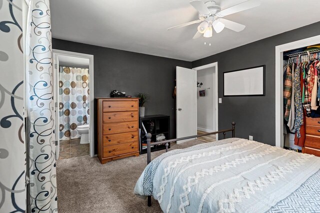 2127 Jen Rae Rd, Green Bay, WI 54311 - bedroom with carpet flooring, a closet, ensuite bath, and a ceiling fan