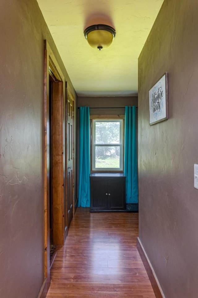 2946 Shadow Ln, Oshkosh, WI 54901 - corridor with wood finished floors and baseboards