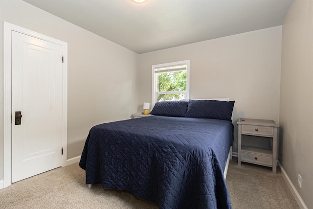 1614 N Richmond St, Appleton, WI 54911 - carpeted bedroom featuring baseboards
