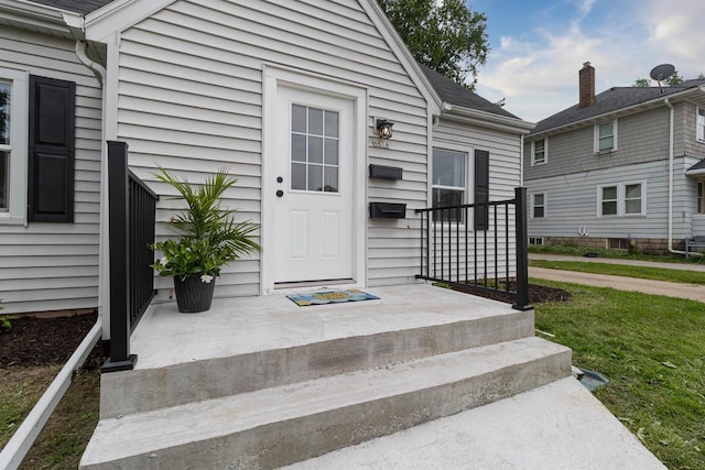 1614 N Richmond St, Appleton, WI 54911 - doorway to property featuring a yard