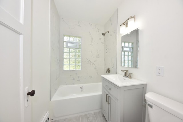 4757 N 21st St, Milwaukee, WI 53209 - full bath featuring vanity, toilet, and shower / bath combination