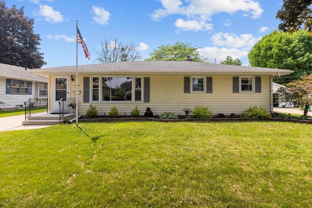 1001 S Matthias St, Appleton, WI 54915 - ranch-style house featuring a front lawn