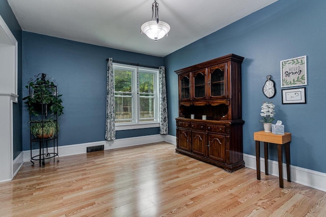 543 N Durkee St, Appleton, WI 54911 - dining room featuring wood finished floors and baseboards