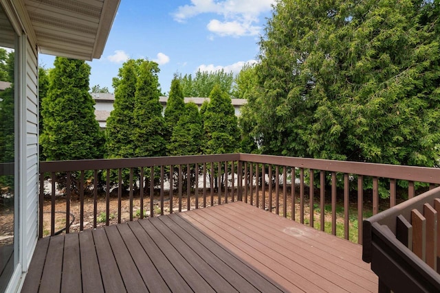 302 Parkside Ct, Kimberly, WI 54136 - wooden terrace with view of scattered trees