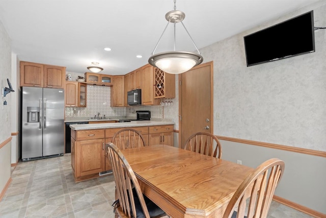 2806 Maple Grove Dr, Madison, WI 53719 - dining area with baseboards and recessed lighting