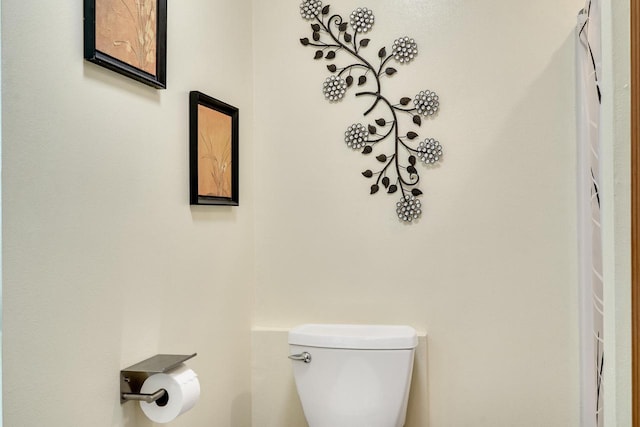 N3227 State Road 16, La Crosse, WI 54601 - bathroom featuring toilet