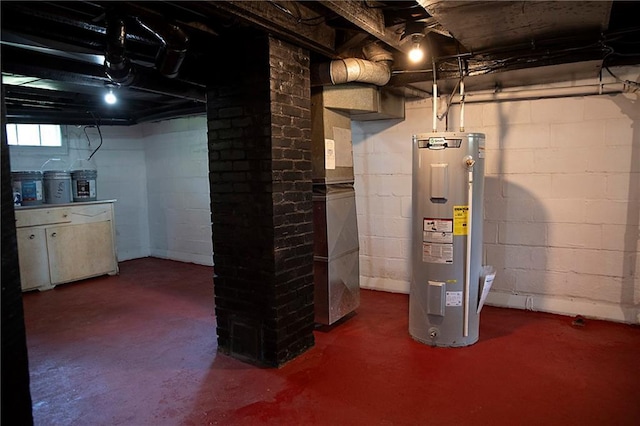 121 Pear St, Chippewa Falls, WI 54729 - below grade area with water heater
