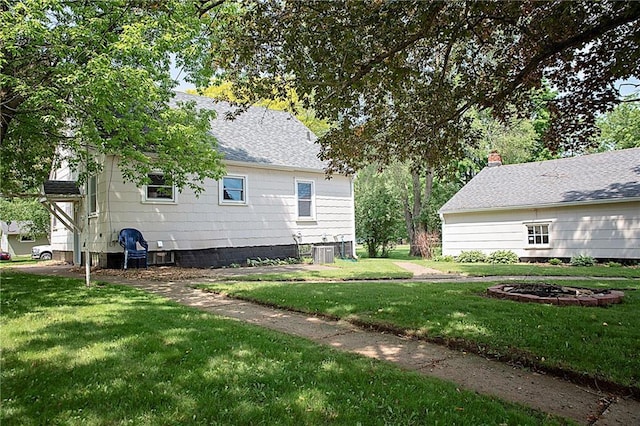 121 Pear St, Chippewa Falls, WI 54729 - view of green lawn featuring cooling unit