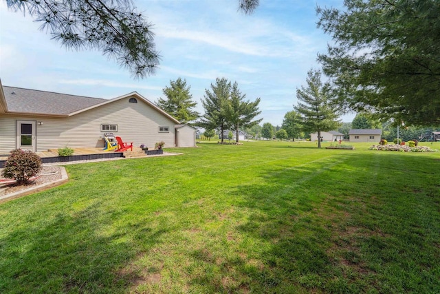 249 Donovan Cir, Rosendale, WI 54974 - view of green lawn
