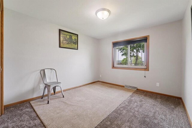 249 Donovan Cir, Rosendale, WI 54974 - carpeted spare room featuring baseboards