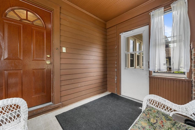 1472 S 86th St, West Allis, WI 53214 - view of doorway to property