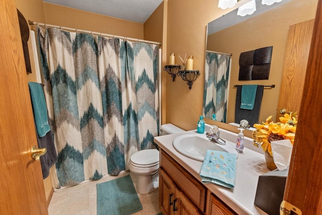 136 Yacoub Ln, Fond Du Lac, WI 54935 - full bath featuring vanity, toilet, tile patterned floors, and a shower with curtain
