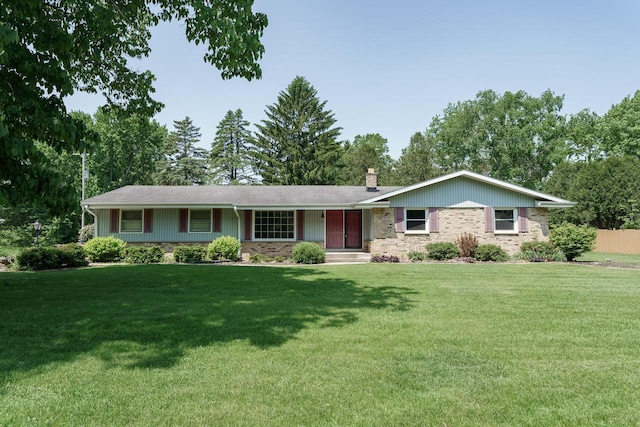 11549 N Meadowbrook Dr, Mequon, WI 53097 - ranch-style house featuring a chimney and a front lawn