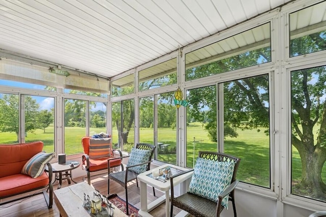 352 County Road B B, Fontana, WI 53125