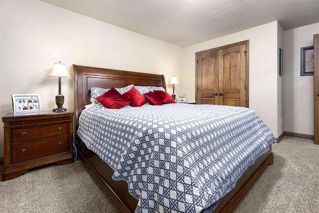 938 W Northstar Dr, Appleton, WI 54913 - bedroom featuring carpet floors, baseboards, and a closet