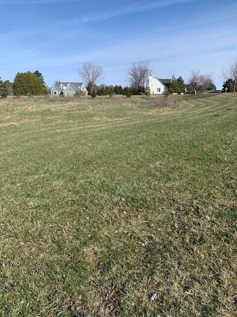 W2294 W Schure Dr Lot 76, Oconomowoc, WI 53066