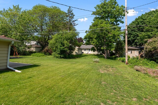 2943 S 102nd St, West Allis, WI 53227 - view of grassy yard