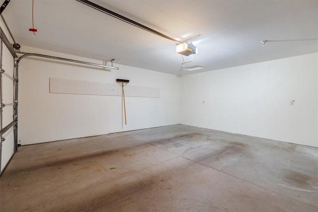 1102 Highpoint Ct, New Richmond, WI 54017 - garage with a garage door opener