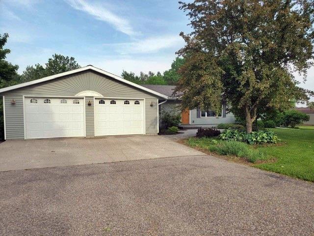 9350 County Road F, Milladore, WI 54454 - view of front facade with a garage