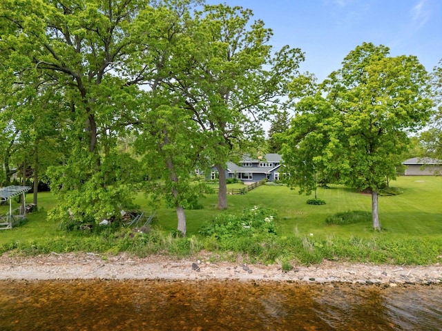4080 Windermere Ln, Oshkosh, WI 54902 - view of grassy yard
