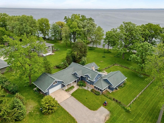 4080 Windermere Ln, Oshkosh, WI 54902 - aerial view of property and surrounding area featuring a large body of water