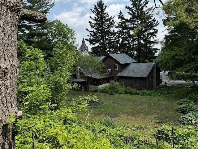 432 W Capitol Dr, Hartland, WI 53029 - view of green lawn