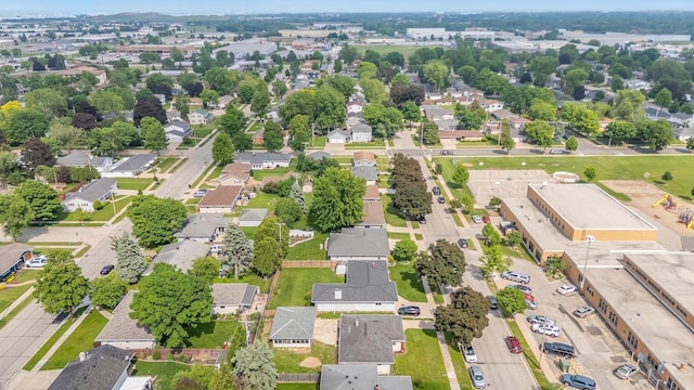 1500 E Lindbergh St, Appleton, WI 54911 - aerial view of property and surrounding area featuring nearby suburban area