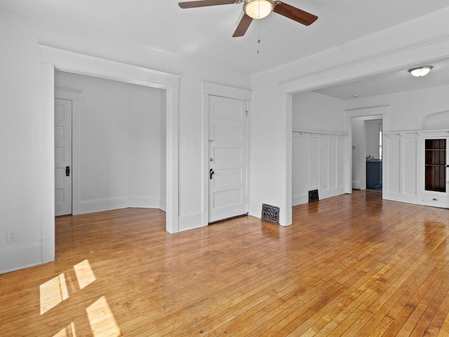 2544 N 35th St Unit 2546, Milwaukee, WI 53210 - unfurnished living room with a ceiling fan and light wood-style floors