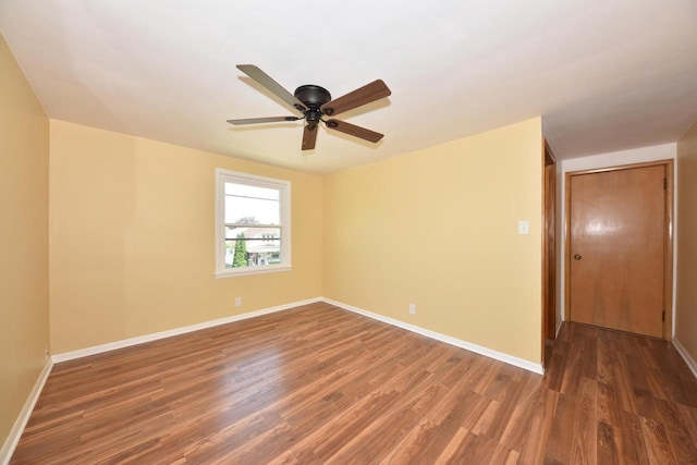 3825 S 5th St Unit 3823, Milwaukee, WI 53207 - unfurnished room with wood finished floors, baseboards, and ceiling fan