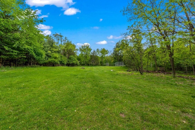 2937 N Mill Rd, Oconomowoc, WI 53066 - view of yard