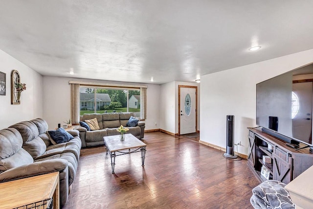 718 Fathom Pl, Sturgeon Bay, WI 54235 - living room featuring dark wood-style floors and baseboards