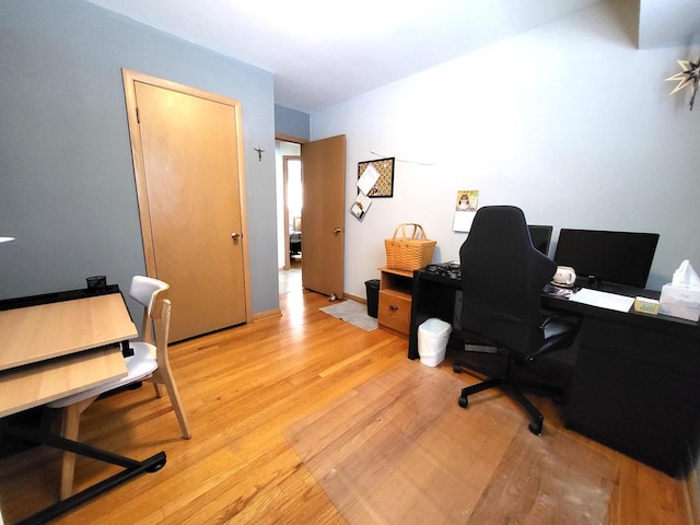 3843 S 95th St, Milwaukee, WI 53228 - office featuring light wood-type flooring