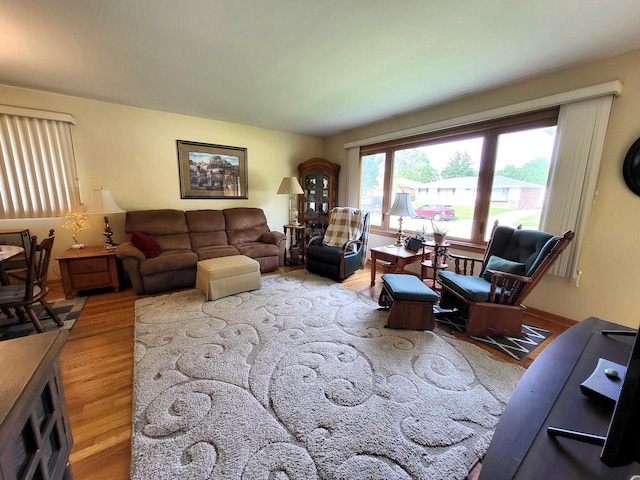 3843 S 95th St, Milwaukee, WI 53228 - living area featuring wood finished floors
