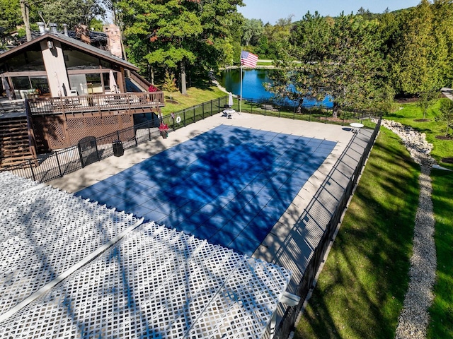 840 Woodland Ct Unit Ee-1, Fontana, WI 53125 - view of pool featuring a deck with water view