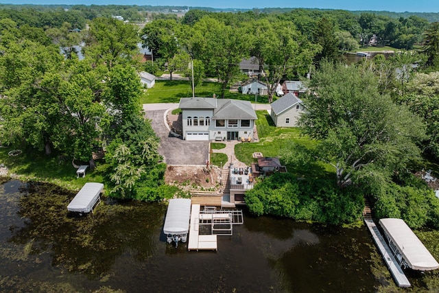 5420 W Peninsula Dr, Waterford, WI 53185 - aerial view of property and surrounding area featuring a large body of water and a forest