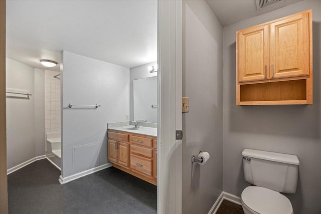 270 E Highland Ave Unit 213, Milwaukee, WI 53202 - full bath with toilet, baseboards, vanity, and bathtub / shower combination