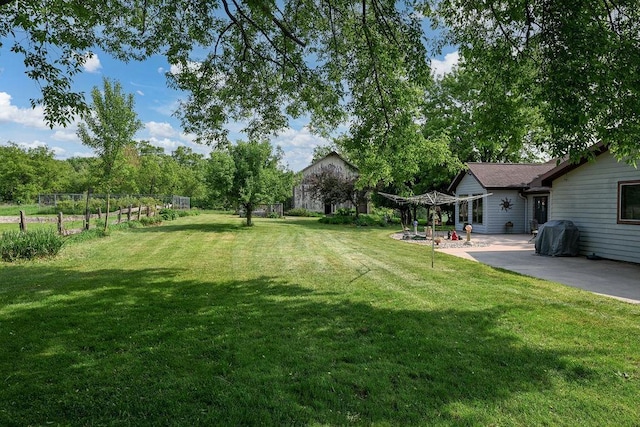 7129 S County Road Jj, Bancroft, WI 54921 - view of yard with a patio
