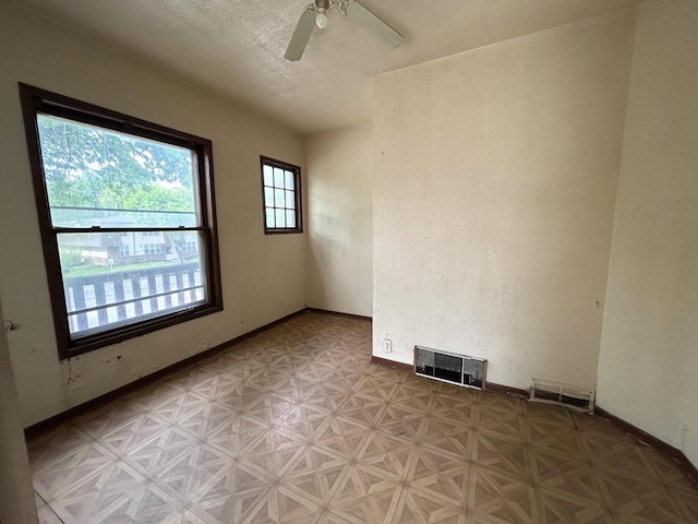1218 W Locust St, Milwaukee, WI 53206 - unfurnished room with ceiling fan