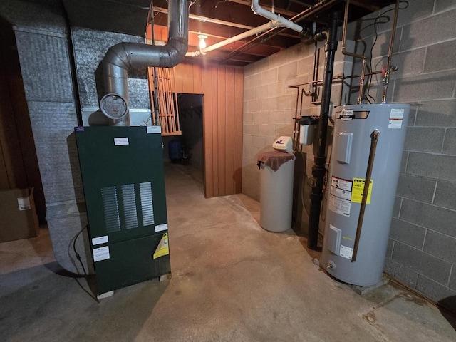 3803 State Highway 147 W, Two Rivers, WI 54241 - utilities featuring electric water heater