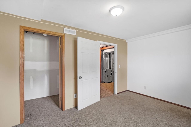 6650 N 114th St, Milwaukee, WI 53224 - unfurnished bedroom featuring carpet floors, crown molding, and baseboards