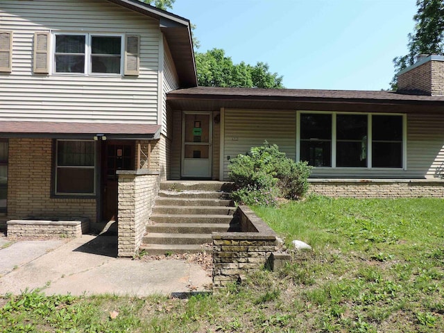422 E Catherine St, Muscoda, WI 53573 - view of tri-level home