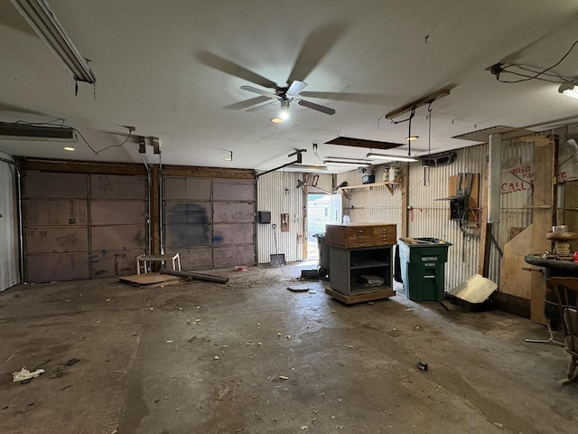 230 Park Ave, Wisconsin Rapids, WI 54495 - garage with ceiling fan