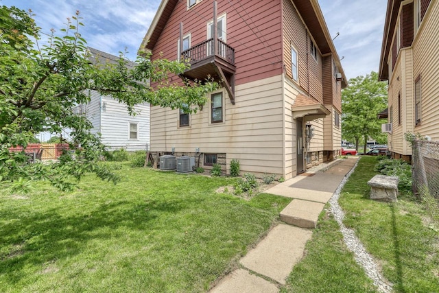 1107 S 71st St Unit 1109, West Allis, WI 53214 - view of side of property featuring a balcony and cooling unit