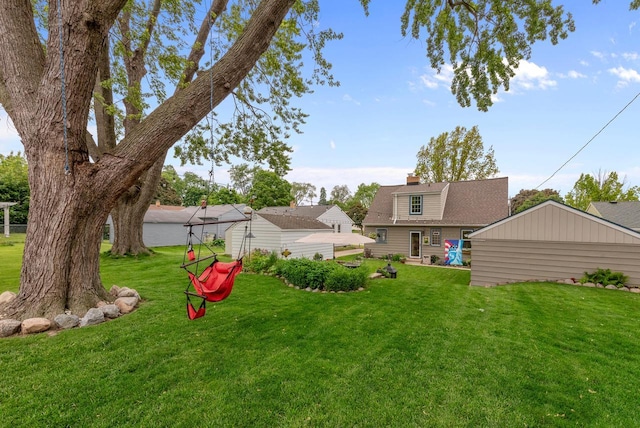 6619 W Fremont Pl, Milwaukee, WI 53219 - view of grassy yard